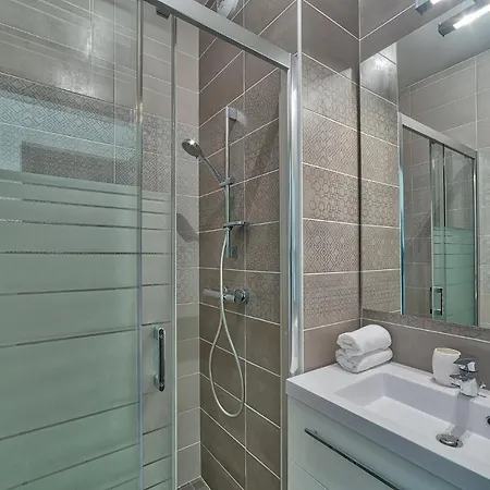 Appartement Base Camp: Ferme De Montenvers